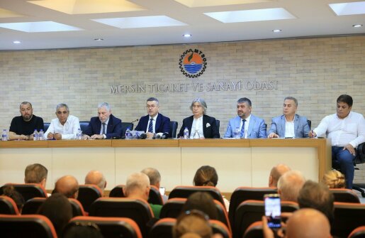 Mersin’in ortak sesi; “Mersin, Ana Konteyner Limanı’nın en doğru adresi”